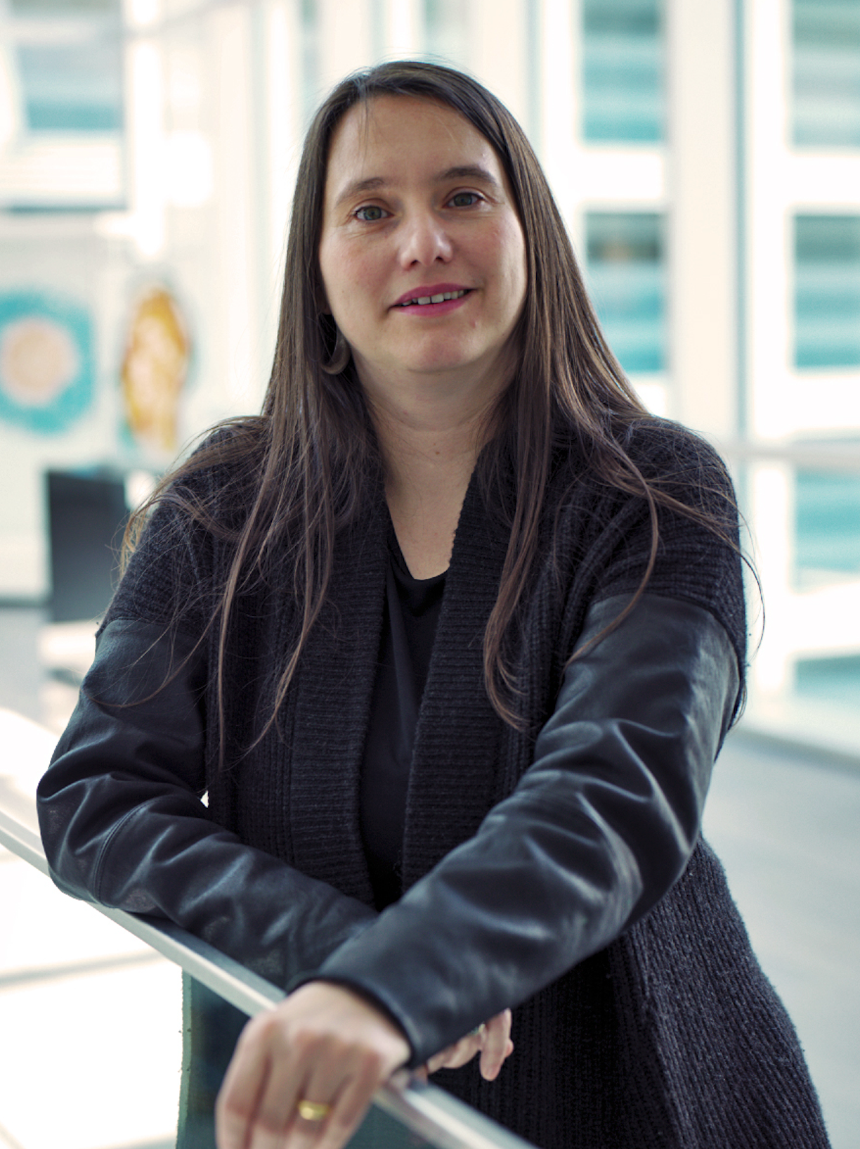 Dr. Roll-Mecak's profile